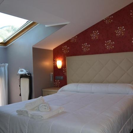 Onís Apartamentos Spa Cueto מראה חיצוני תמונה