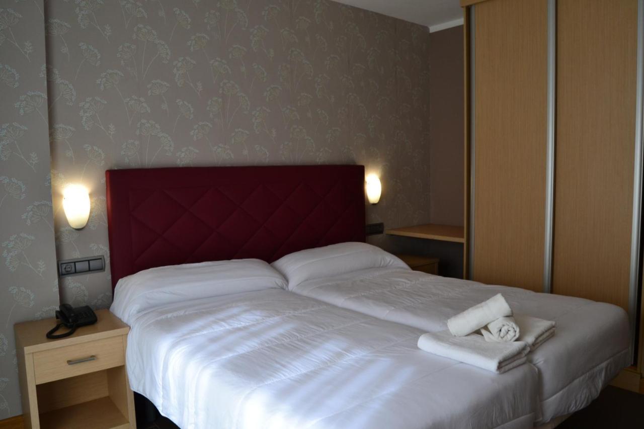 Onís Apartamentos Spa Cueto מראה חיצוני תמונה
