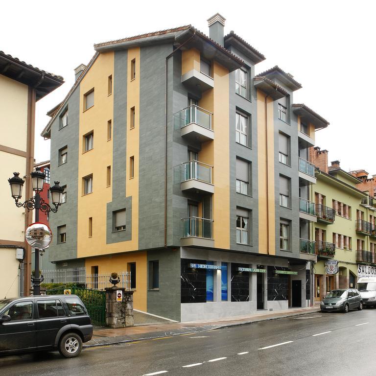Onís Apartamentos Spa Cueto מראה חיצוני תמונה