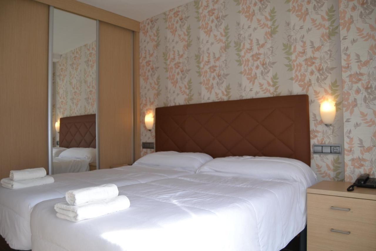 Onís Apartamentos Spa Cueto מראה חיצוני תמונה