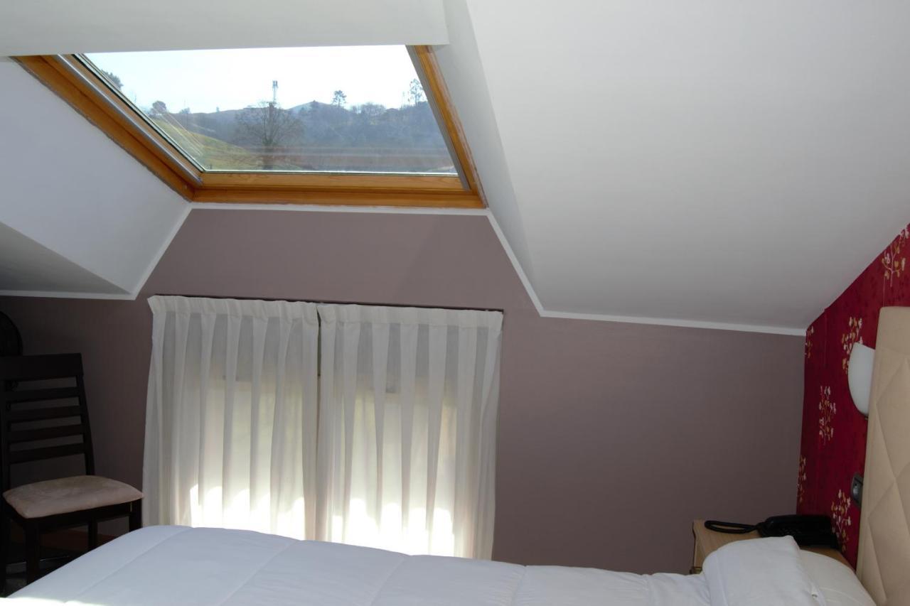 Onís Apartamentos Spa Cueto מראה חיצוני תמונה