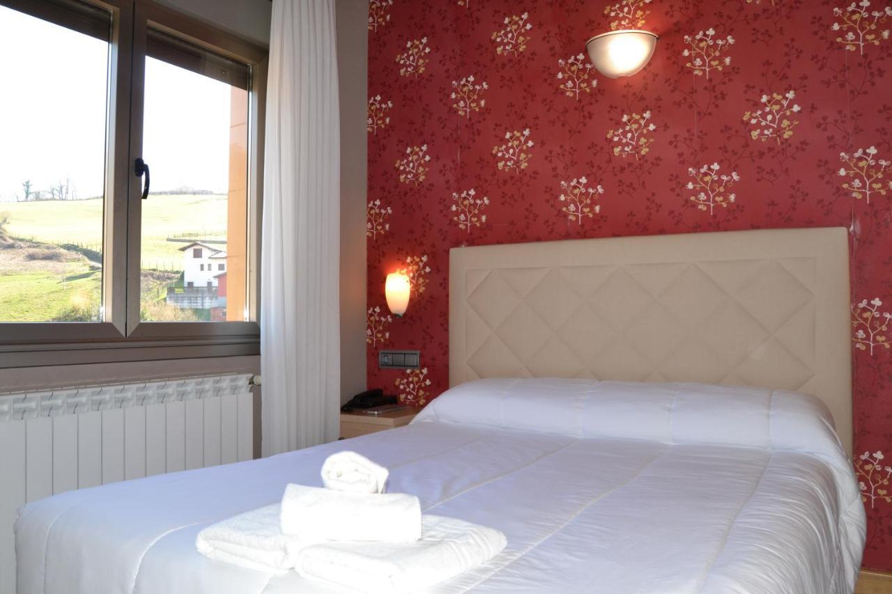 Onís Apartamentos Spa Cueto מראה חיצוני תמונה