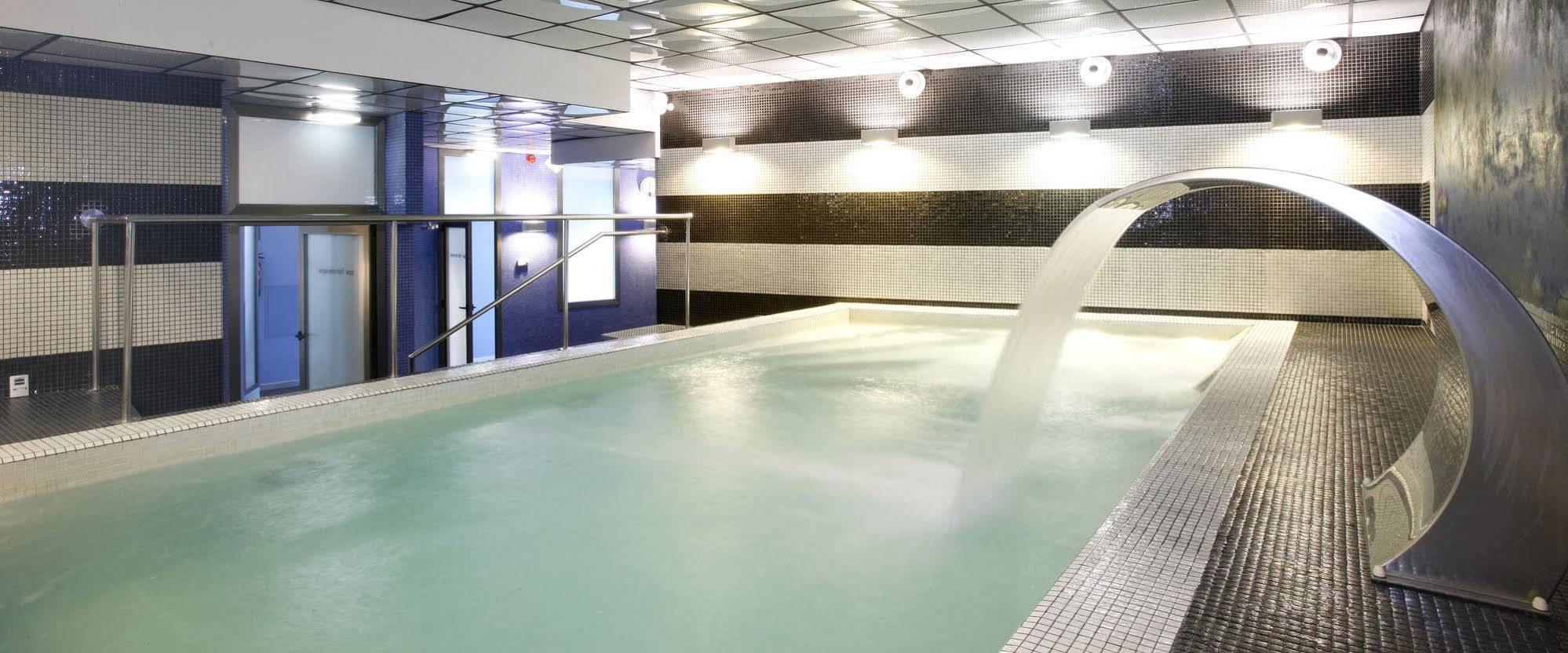 Onís Apartamentos Spa Cueto מראה חיצוני תמונה