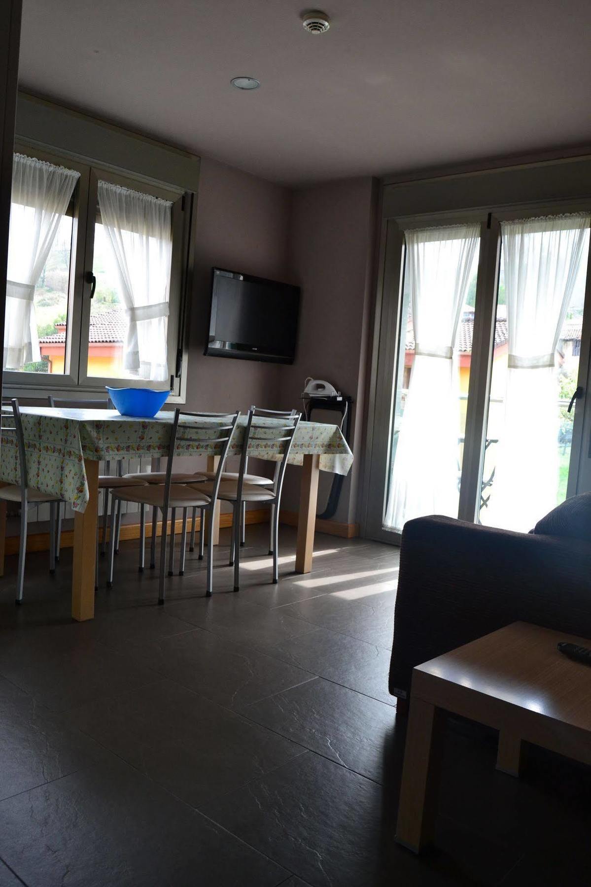 Onís Apartamentos Spa Cueto מראה חיצוני תמונה